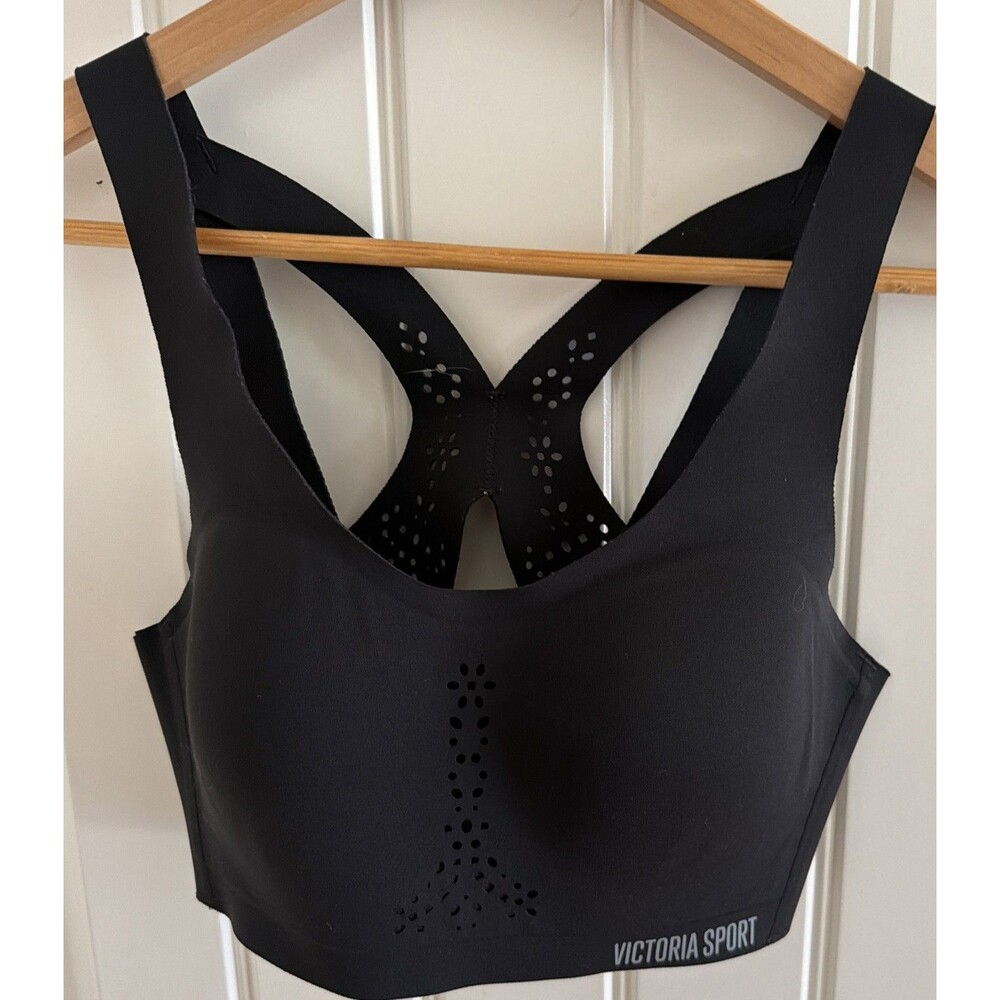 Victoria's Secret Angel Max Wireless Lined Sport Bra Size 32B Black